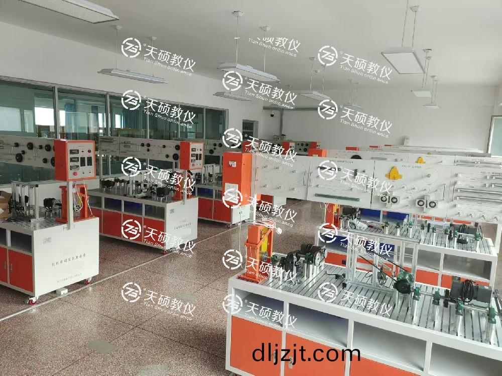 烏魯(lu)木(mu)齊技師(shi)學(xue)院 電(dian)氣工程(cheng)及機電(dian)裝調實訓(xun)室(shi)設(she)備(bei)採購項(xiang)目  順利(li)安(an)裝(zhuang)、調(diao)試(shi)、培(pei)訓、驗收通過(guo)！