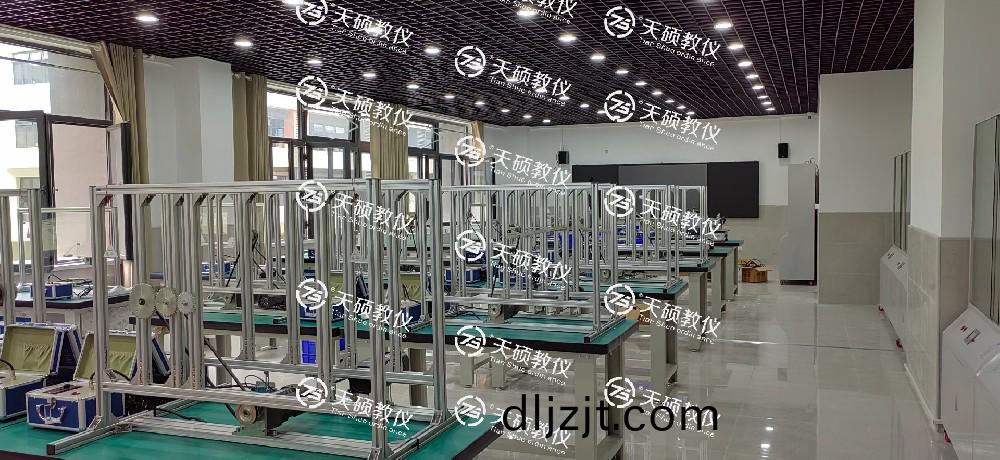 機械設(she)計實訓室(shi)