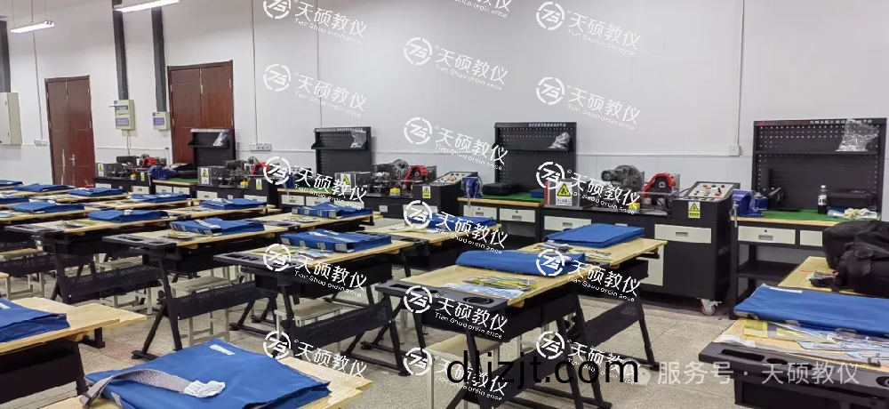 機(ji)械裝(zhuang)配技術、機械(xie)製圖(tu)實訓(xun)室(shi)